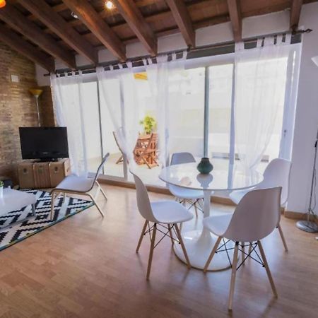 Precioso Atico En Pleno Centro De Valencia Apartment Luaran gambar