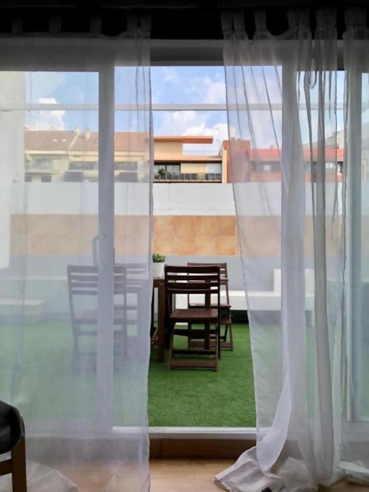 Precioso Atico En Pleno Centro De Valencia Apartment Luaran gambar
